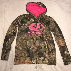 Mossy oak sweater